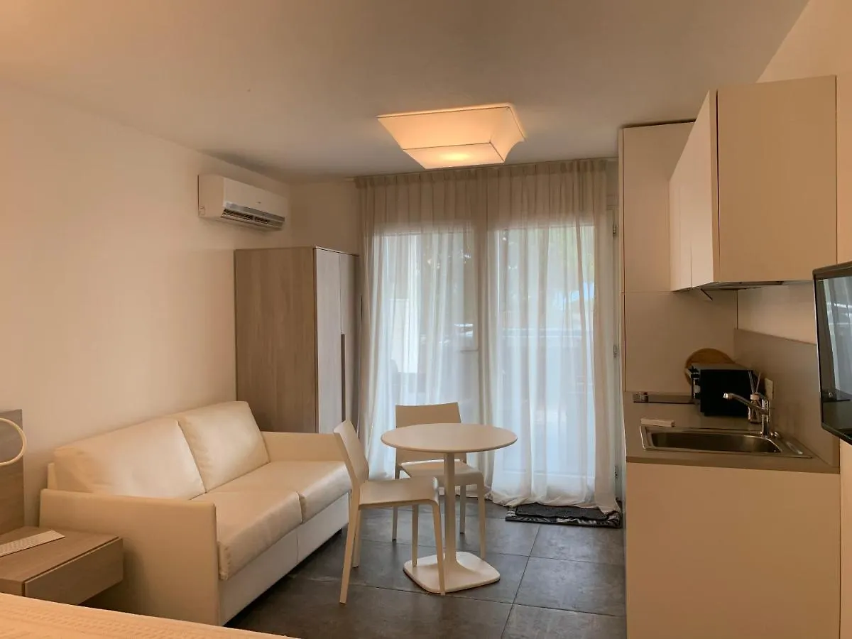 Appartarbus White Suite